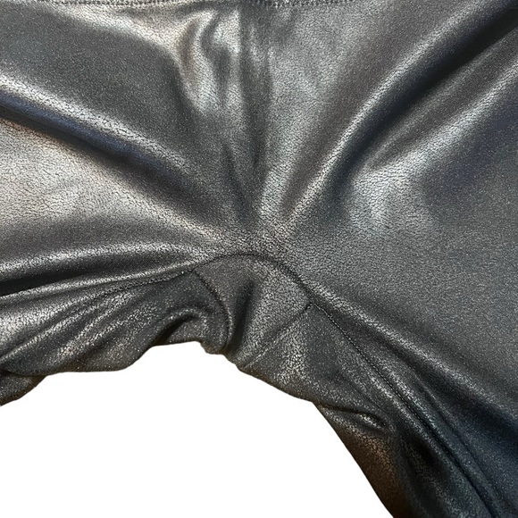 SPANX black faux leather leggings medium petite - Picture 9 of 13